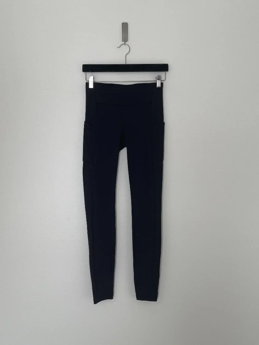 Lululemon Speed Up Tight 28